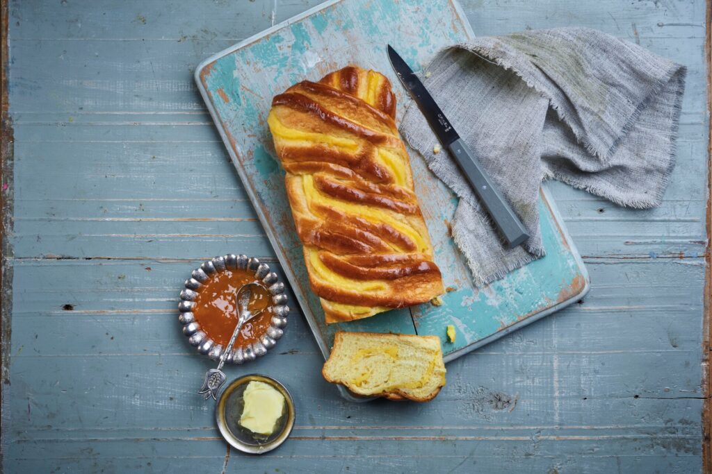 VanillaBrioche_To_Share_CMYK